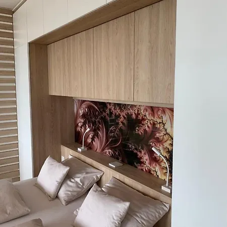 Sxrd Luxus Apartmanok Szekszárd Esterno foto